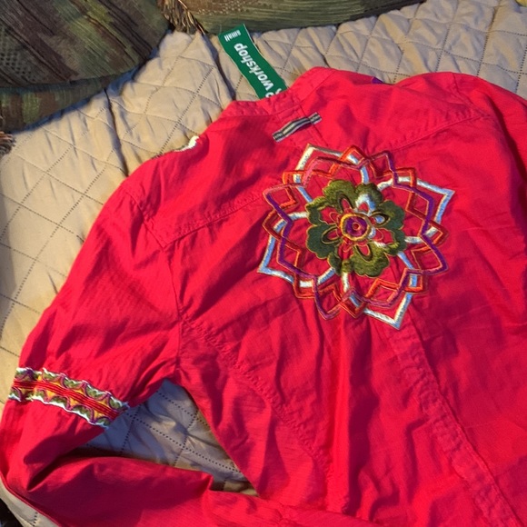 Johnny Was 3J Workshop Embroidered Top - Picture 3 of 6